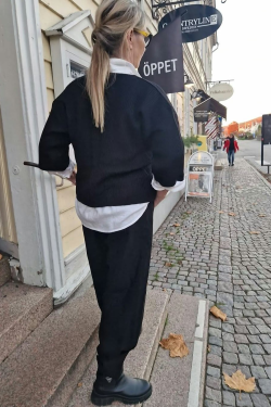 K O F T A  Hedda  med vid, halvlång ärm -välj färg-