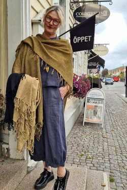 S J A L   med fransar. 50% lin / 50% ull -välj färg-