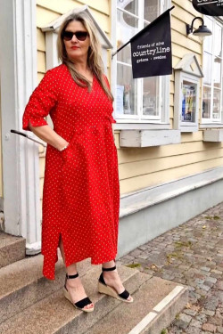 Klänning Nike 100% lin klarröd med vita prickar Klänning Nike 100% lin klarröd med vita prickar