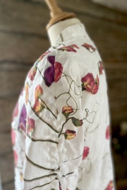 Blusjacka 100% lin LUKTÄRT -originalfärg-   STYLE: på bilden med hängselklänning LC 19-10 i samma mönster