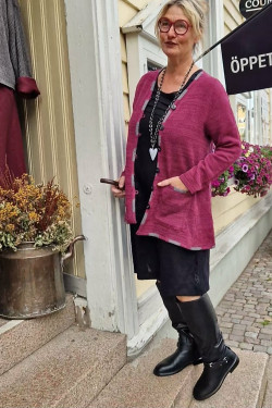 Kofta Lottie lång  70 lin/ 30 ecobomull -vinröd-