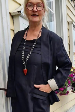Linnejacka utan knappar 100% lin  svart/natur