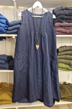 Klänning Agnes 100% lin, med stråveck -jeansblå-